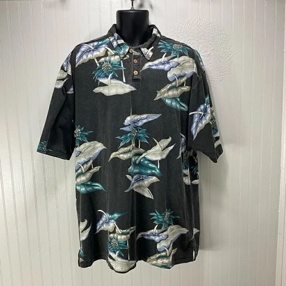TOMMY BAHAMA Hawaiian Polo Shirt
